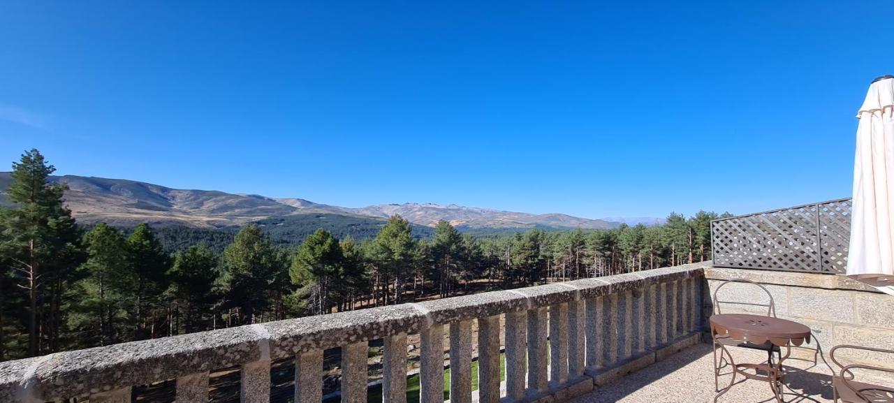 Parador De Gredos Наварредонда-де-Ґредос Екстер'єр фото