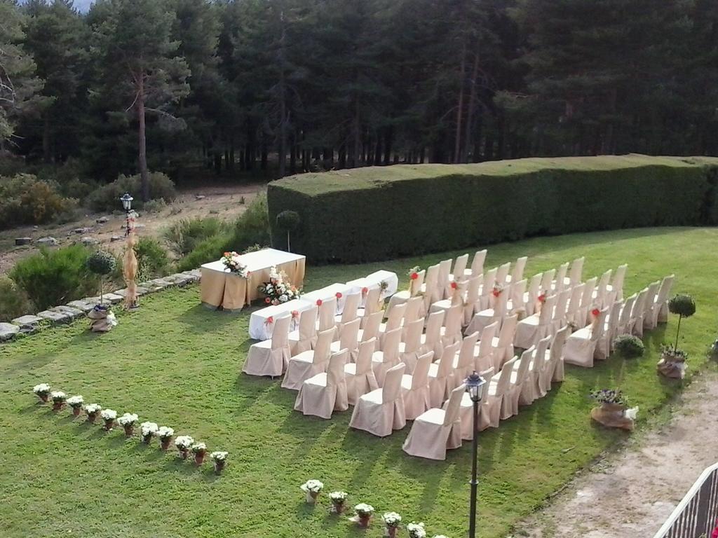 Parador De Gredos Наварредонда-де-Ґредос Екстер'єр фото
