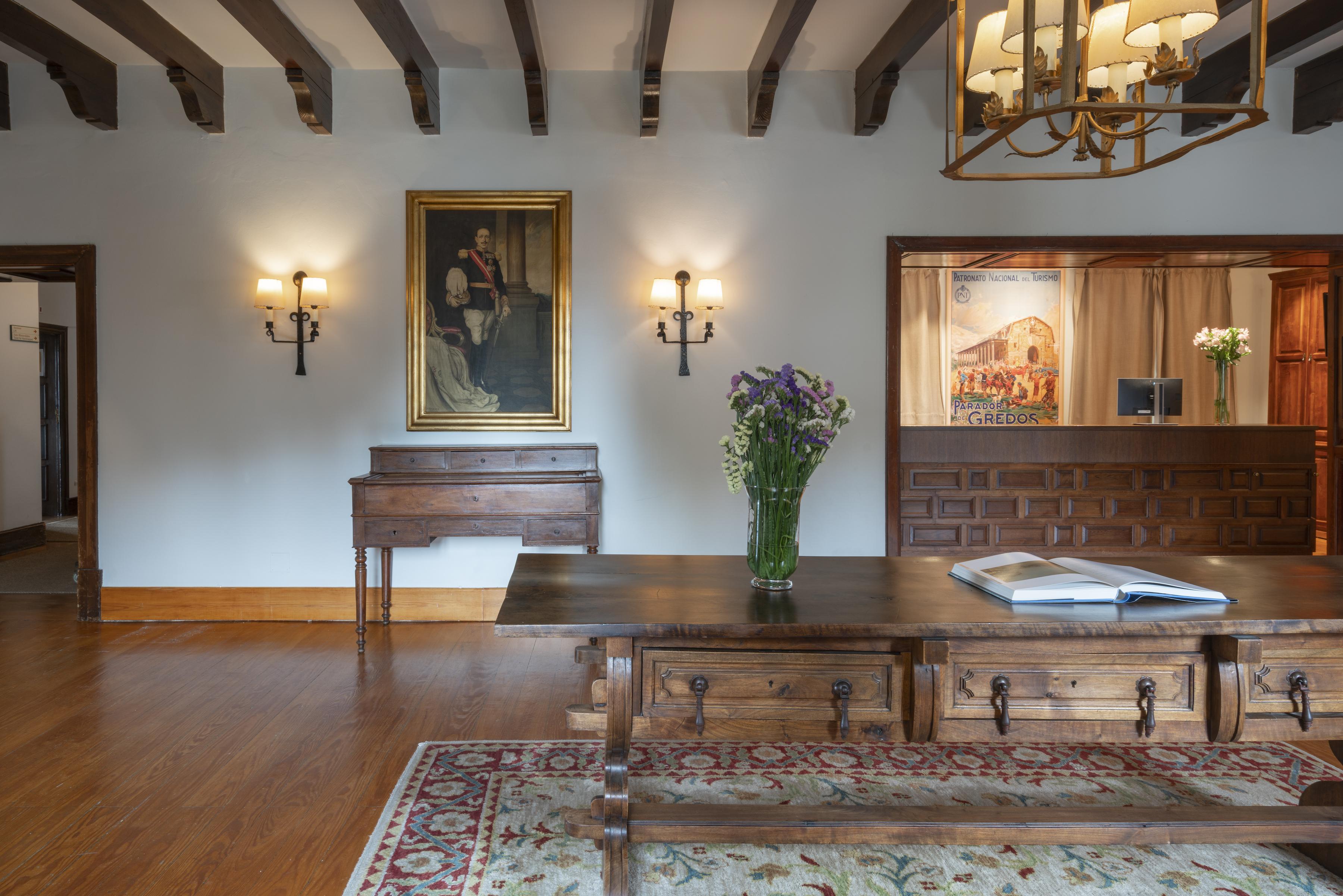 Parador De Gredos Наварредонда-де-Ґредос Екстер'єр фото