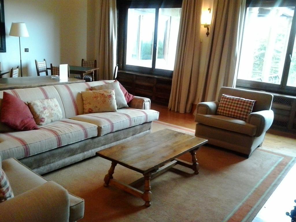 Parador De Gredos Наварредонда-де-Ґредос Екстер'єр фото